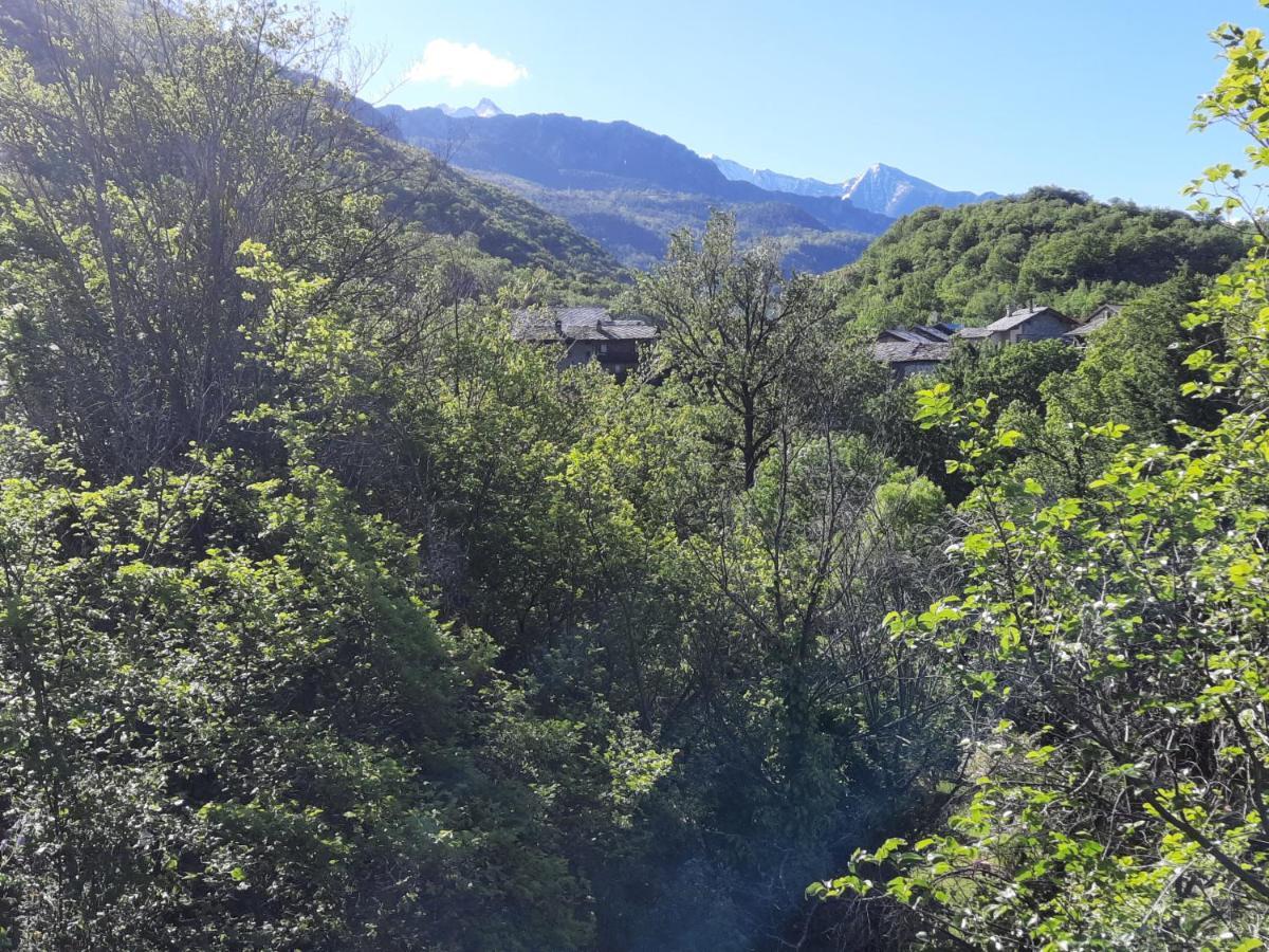 Il Battito Villa Saint-Vincent Bagian luar foto